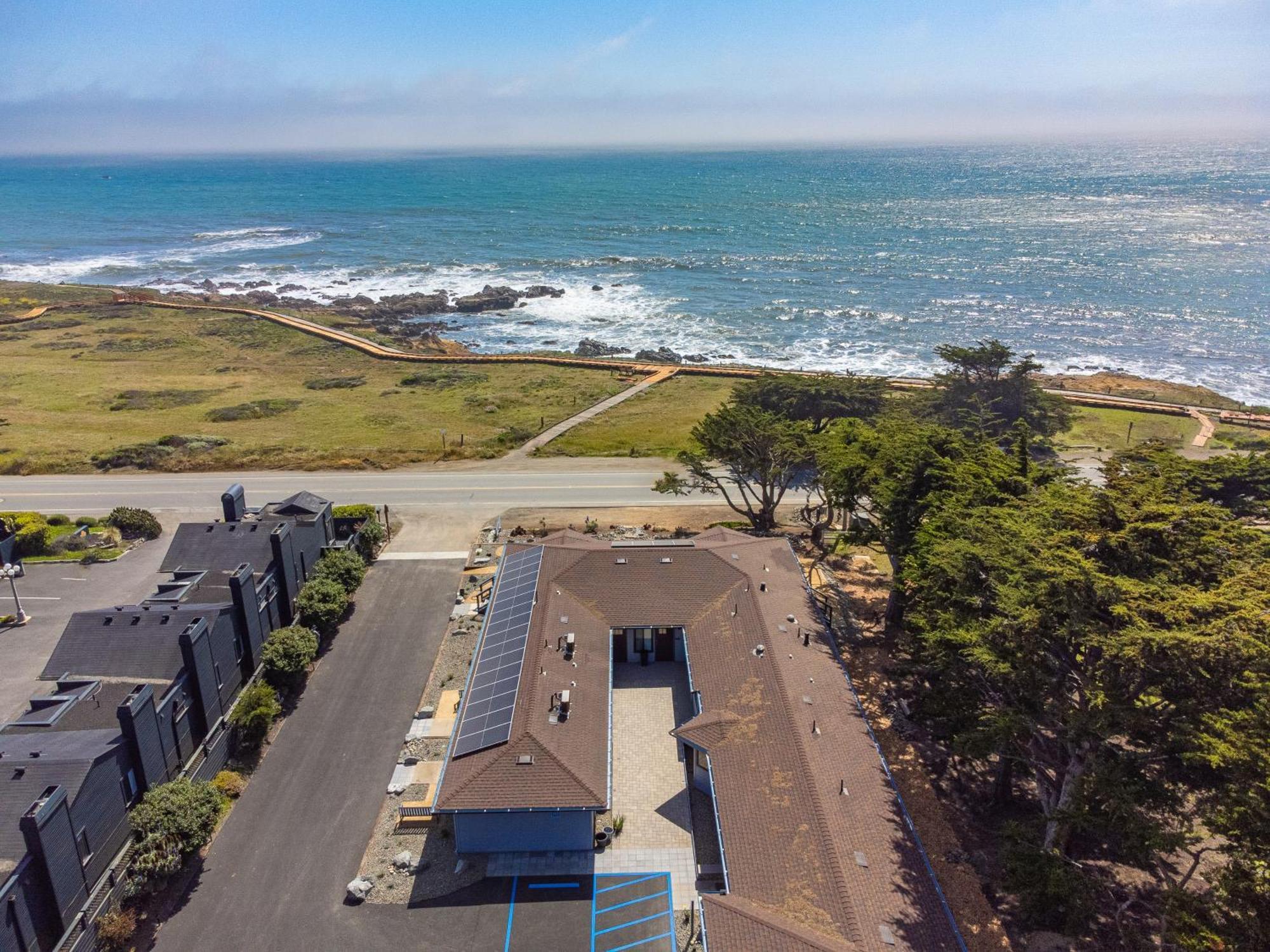 Windrush Inn - Cambria Exterior foto
