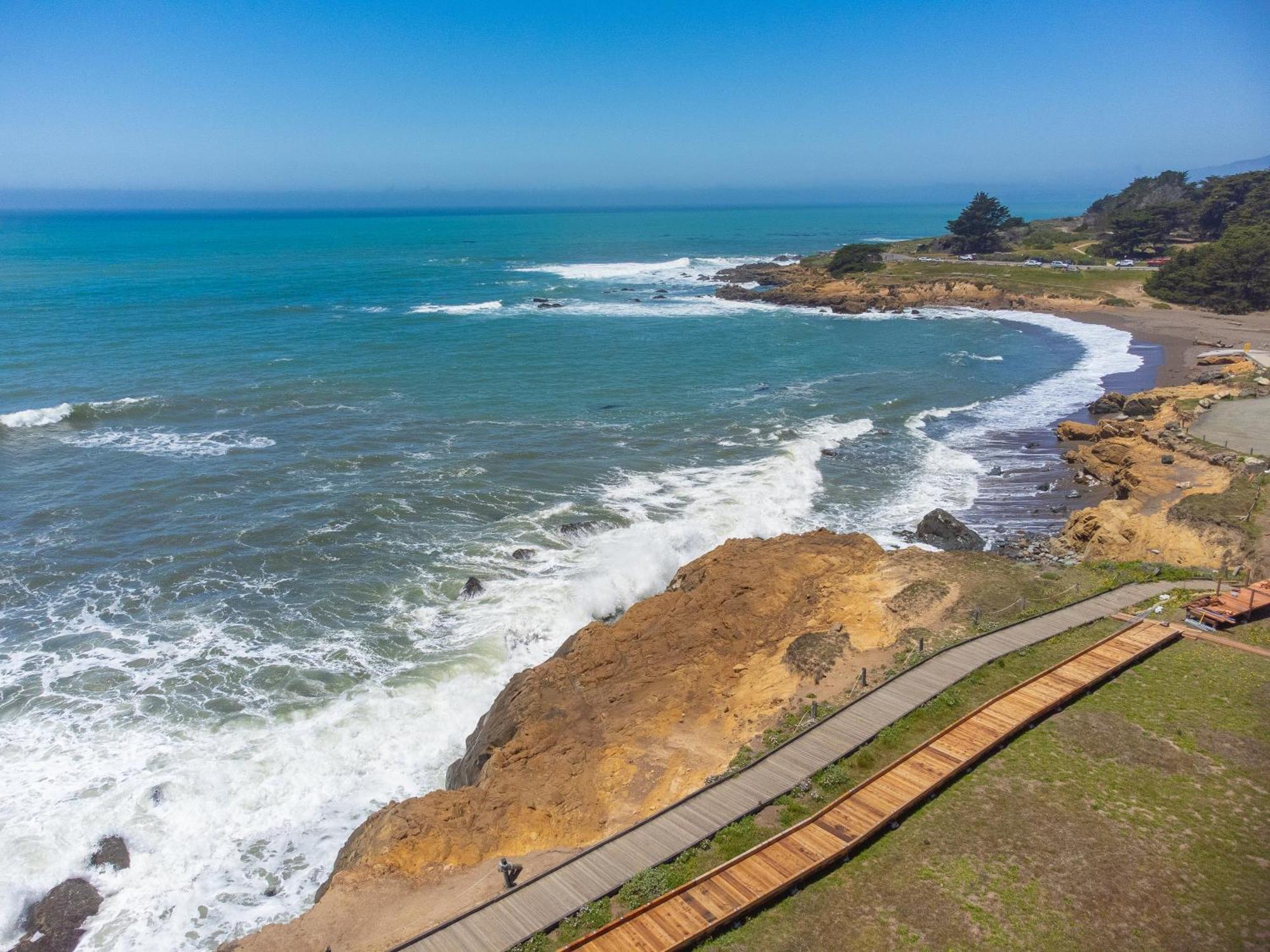 Windrush Inn - Cambria Exterior foto