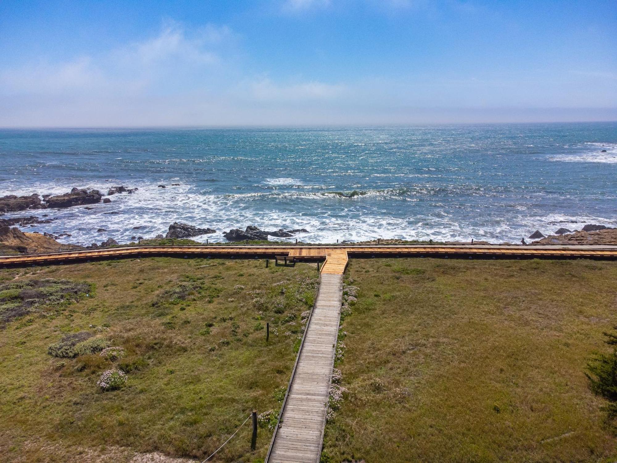 Windrush Inn - Cambria Exterior foto